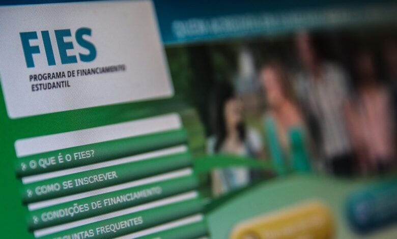 Fies 2026 abre inscrições para processo seletivo do 1º semestre