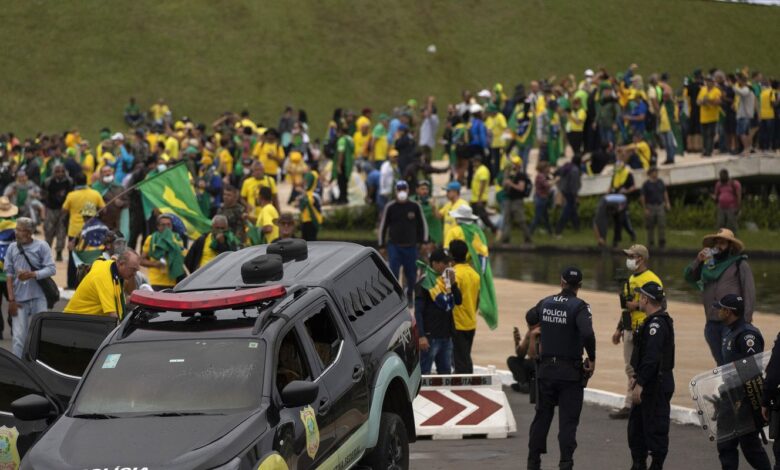 PGR é contra pedido de general para receber visita íntima na prisão