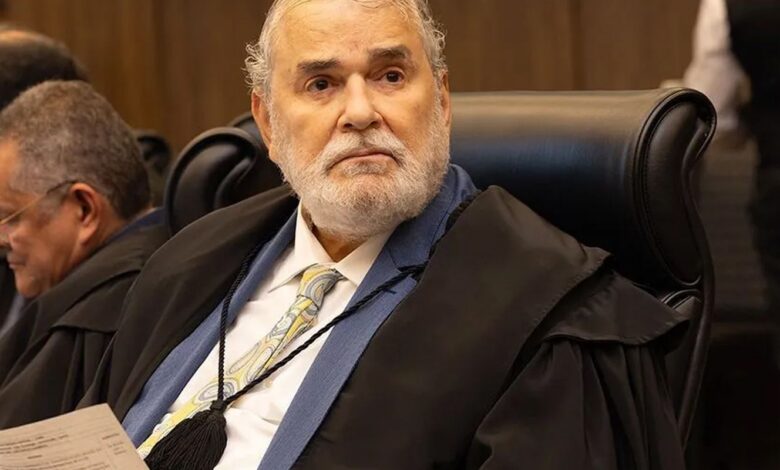 Desembargador vai assumir vaga de ministro afastado pelo STJ