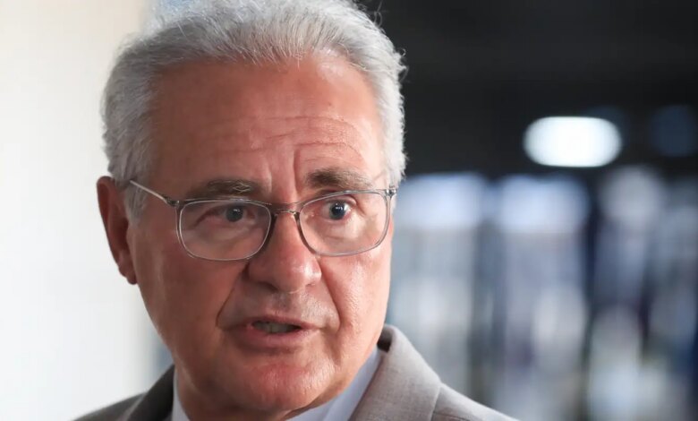 Senadores se reúnem com Fachin e pedem acesso à inquérito do Master