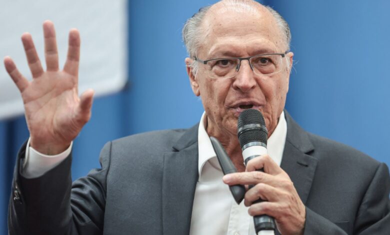 Alckmin elogia suspensão do pagamento de penduricalhos por Flávio Dino