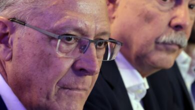 Governo prepara plano para socorrer setores afetados por tarifaço