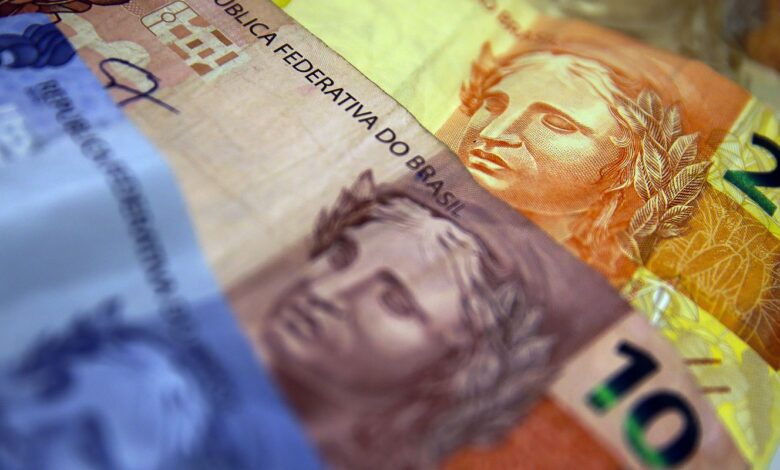 Prévia da inflação de fevereiro atinge 0,84%, diz IBGE