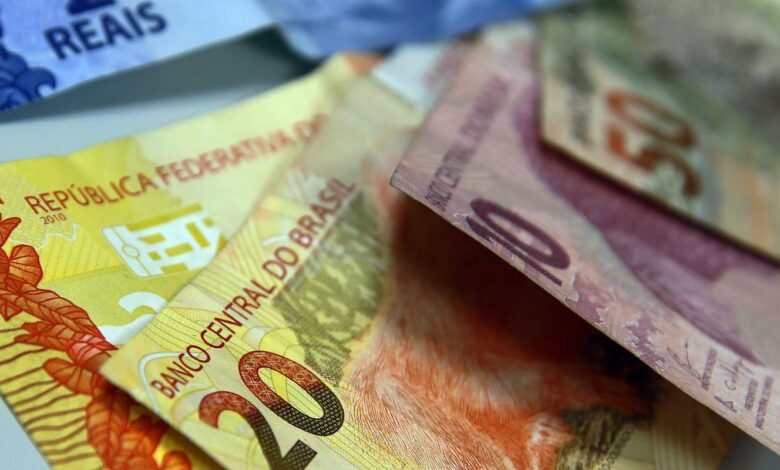 Dívida Pública fica praticamente estável, mas supera R$ 8,6 trilhões