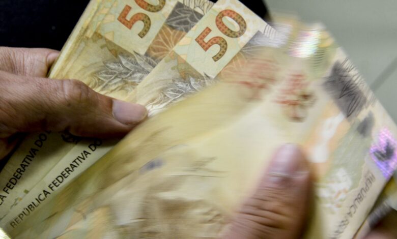 Mercado reduz previsão da inflação para 3,97% este ano