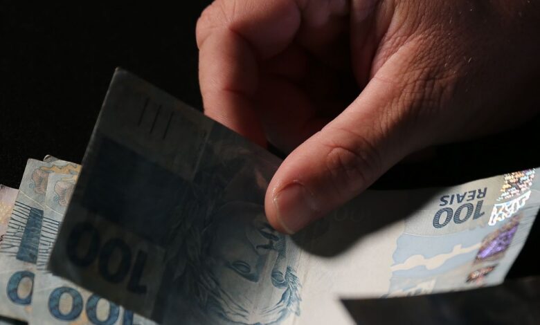 Justiça libera R$ 1,4 bilhão do INSS; veja quem recebe