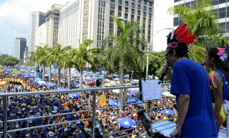 Carnaval 2026: Veja programação dos blocos do Rio neste domingo