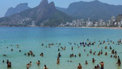 Carnaval: salva-vidas resgatam 453 pessoas no litoral fluminense