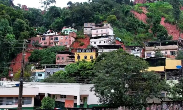 Lula mobiliza equipes federais para atuar em meio a chuvas em MG