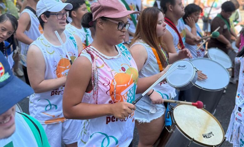 Bloco Percussomos do Amor ressalta inclusão no carnaval de Niterói