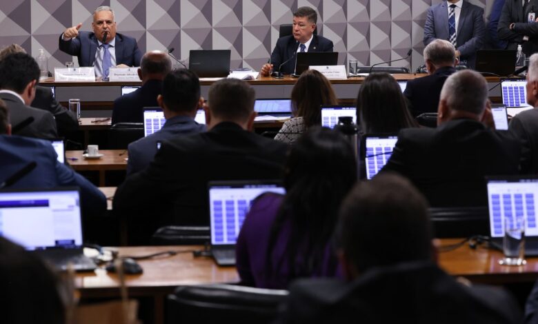 Mendonça proíbe CPMI do INSS de acessar dados de Vorcaro em sala-cofre