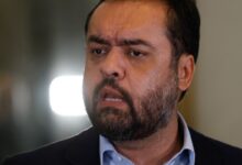 Cláudio Castro diz que sai do governo do Rio "de cabeça erguida"