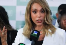 Ministério das Comunicações analisa denúncia de Hilton contra Ratinho