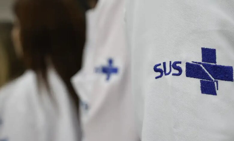 Março Azul: exames para rastrear câncer de intestino triplicam no SUS