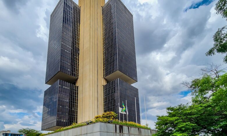 Bancos poderão descontar aportes antecipados ao FGC