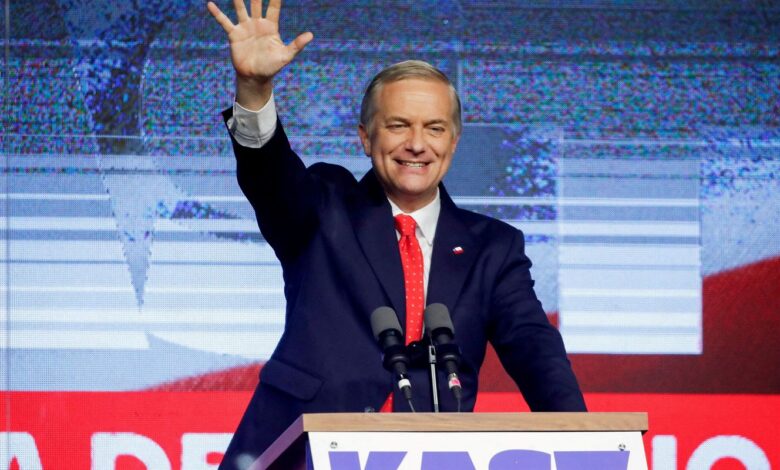 Lula vai participar da posse de Kast na presidência do Chile