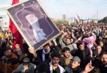 Com morte de Khamenei, Irã forma conselho de governo com aiatolá Arafi