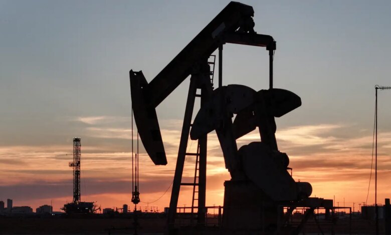 Dólar salta a R$ 5,26, e Bolsa cai 3% com escalada no Oriente Médio