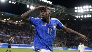 Itália vence e continua viva na luta por vaga para a Copa do Mundo