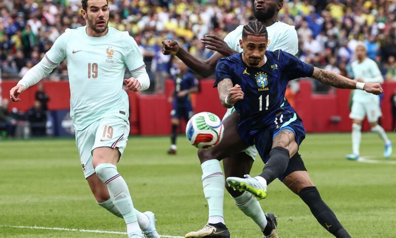 Raphinha e Wesley são cortados da seleção brasileira