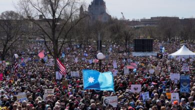 Manifestações anti-Trump ocorrem em diversas cidades dos EUA