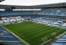 Grêmio faz 3 a 0 no Inter e está com uma mão na taça do Gauchão