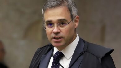 Mendonça acata recurso e ordena que Alcolumbre prorrogue CPMI do INSS