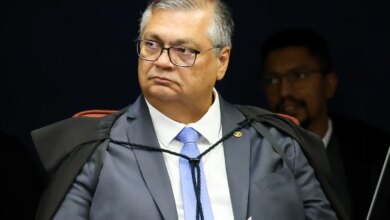 Dino proíbe saques em espécie de emendas parlamentares