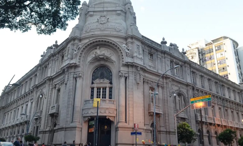 Documentos do antigo Dops são transferidos para arquivo público do RJ