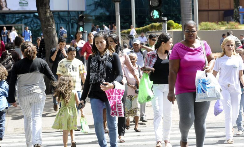 Desemprego sobe para 5,8% em fevereiro, mas é o menor para o trimestre