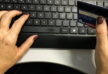 Juros do cartão de crédito pesam mais para famílias em fevereiro