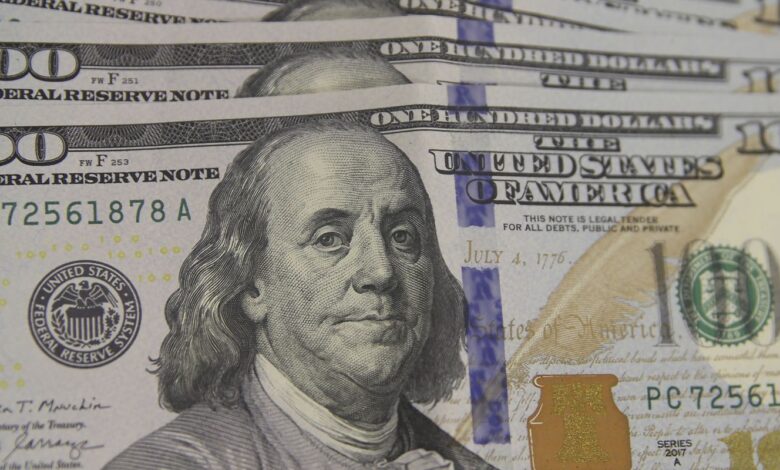 Dólar sobe para R$ 5,16 após escalada de conflito no Oriente Médio