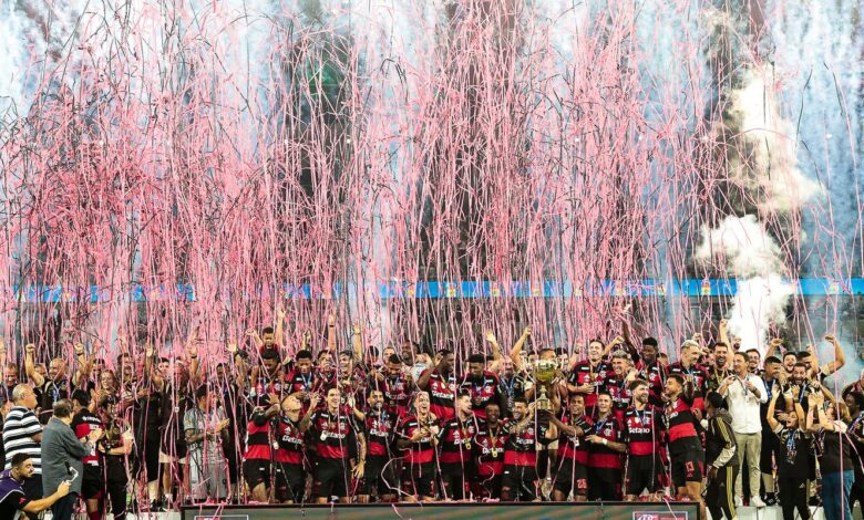 Flamengo vence Fluminense nos pênaltis e fatura tricampeonato carioca