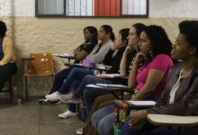 Cursinhos populares podem aderir à rede de apoio federal até o dia 4