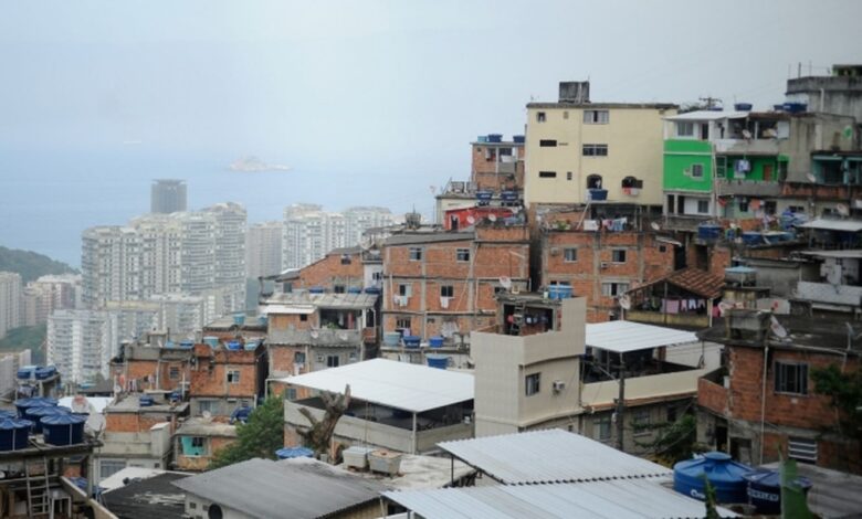 Petróleo pressiona e “inflação do aluguel” da FGV fecha março em 0,52%