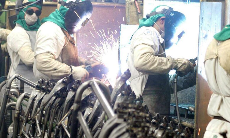 Indústria de máquinas e equipamentos começa 2026 em desaceleração