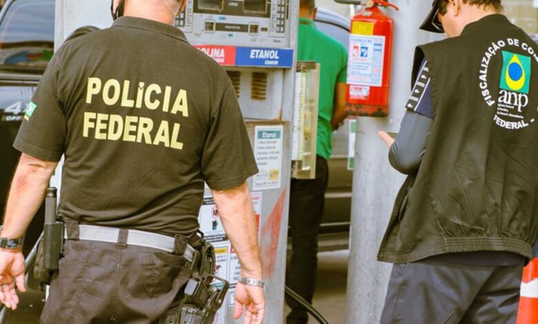 Operação da PF investiga alta de combustíveis em 11 estados e no DF
