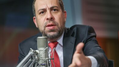 “Negociamos com os caminhoneiros”, diz Boulos sobre greve da categoria
