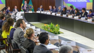 Lula se despede de ministros e confirma Alckmin como vice em chapa