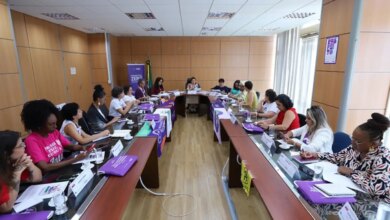 Movimento feminista protesta contra escala 6x1 e violência global