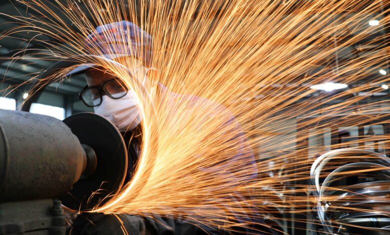 Governo destina R$ 15 bi a setores afetados por crises internacionais