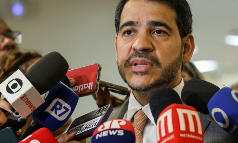 Parecer da indicação de Jorge Messias ao STF é lido na CCJ do Senado