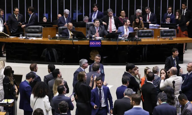 Congresso vota em 30 de abril veto de Lula a PL da Dosimetria