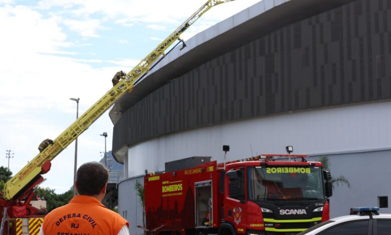 Incêndio no Velódromo do Rio é controlado; pista não teve impacto