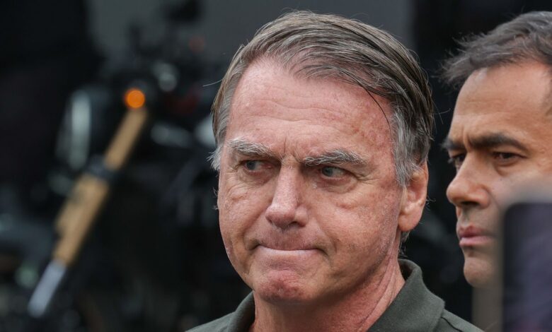PGR dá aval para Bolsonaro fazer cirurgia no ombro