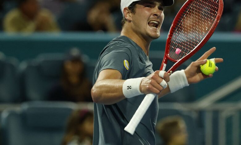 Tênis: João Fonseca avança para quartas de final em Monte Carlo