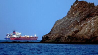 Iranianos ameaçam bloquear comércio marítimo após cerco naval dos EUA