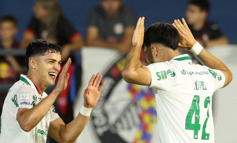 Palmeiras derrota Bragantino para manter liderança no Brasileiro