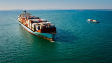 Governo projeta superávit comercial de US$ 72,1 bi em 2026