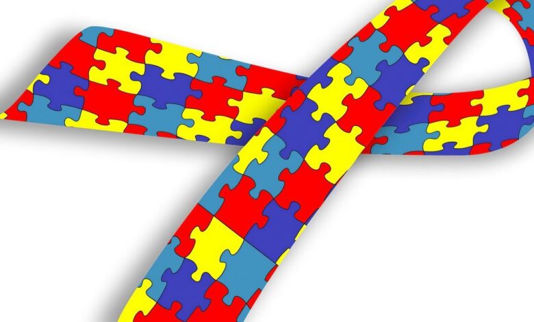Autismo: mulheres são as principais cuidadoras, revela pesquisa